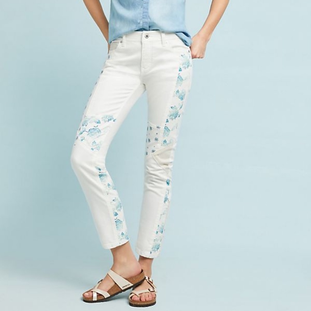 Anthropologie Pilcro Mid-Rise Slim Straight Jeans